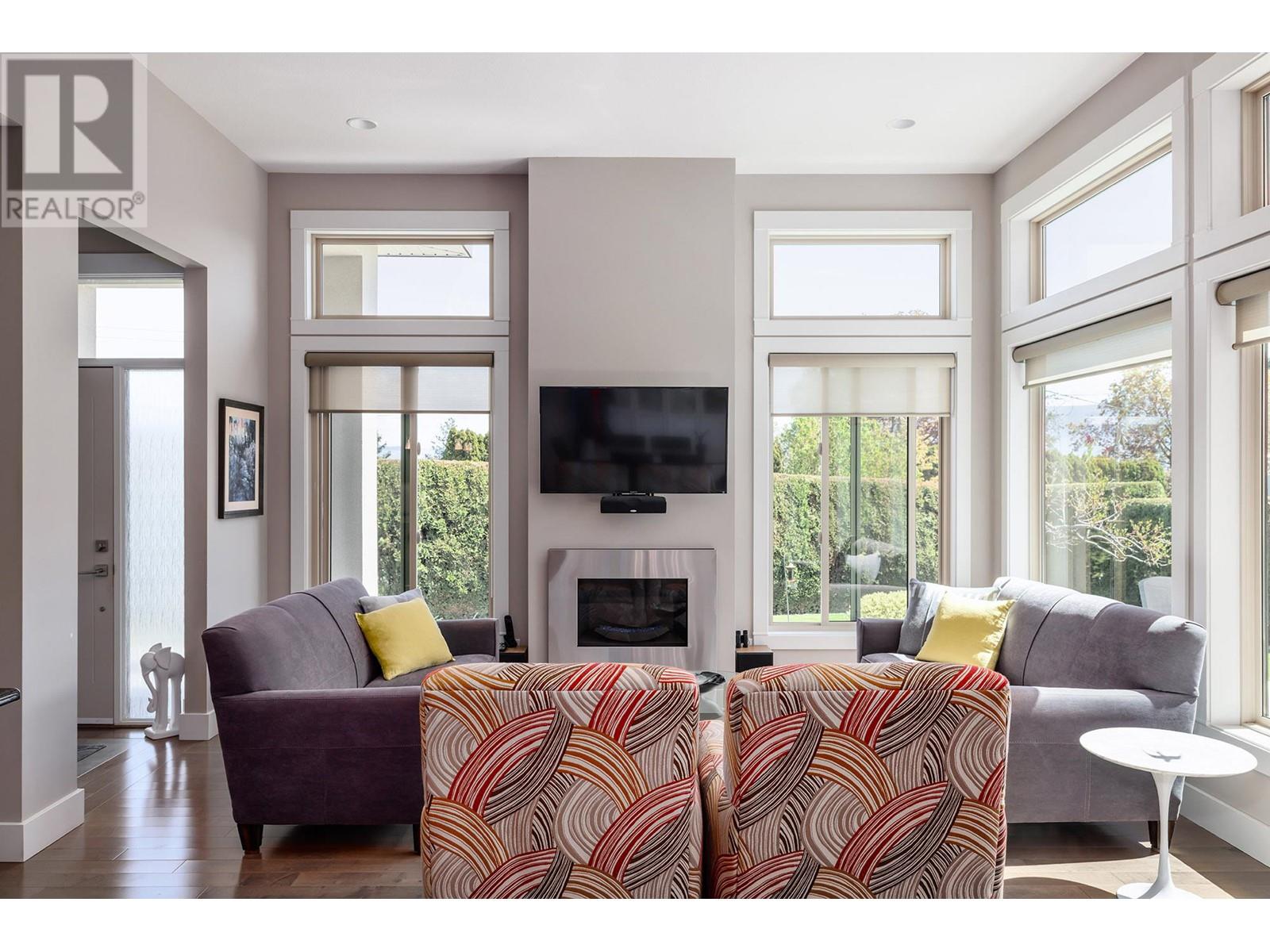 2904 Weatherhill Road, West Kelowna, British Columbia  V1Z 1P3 - Photo 3 - 10346421