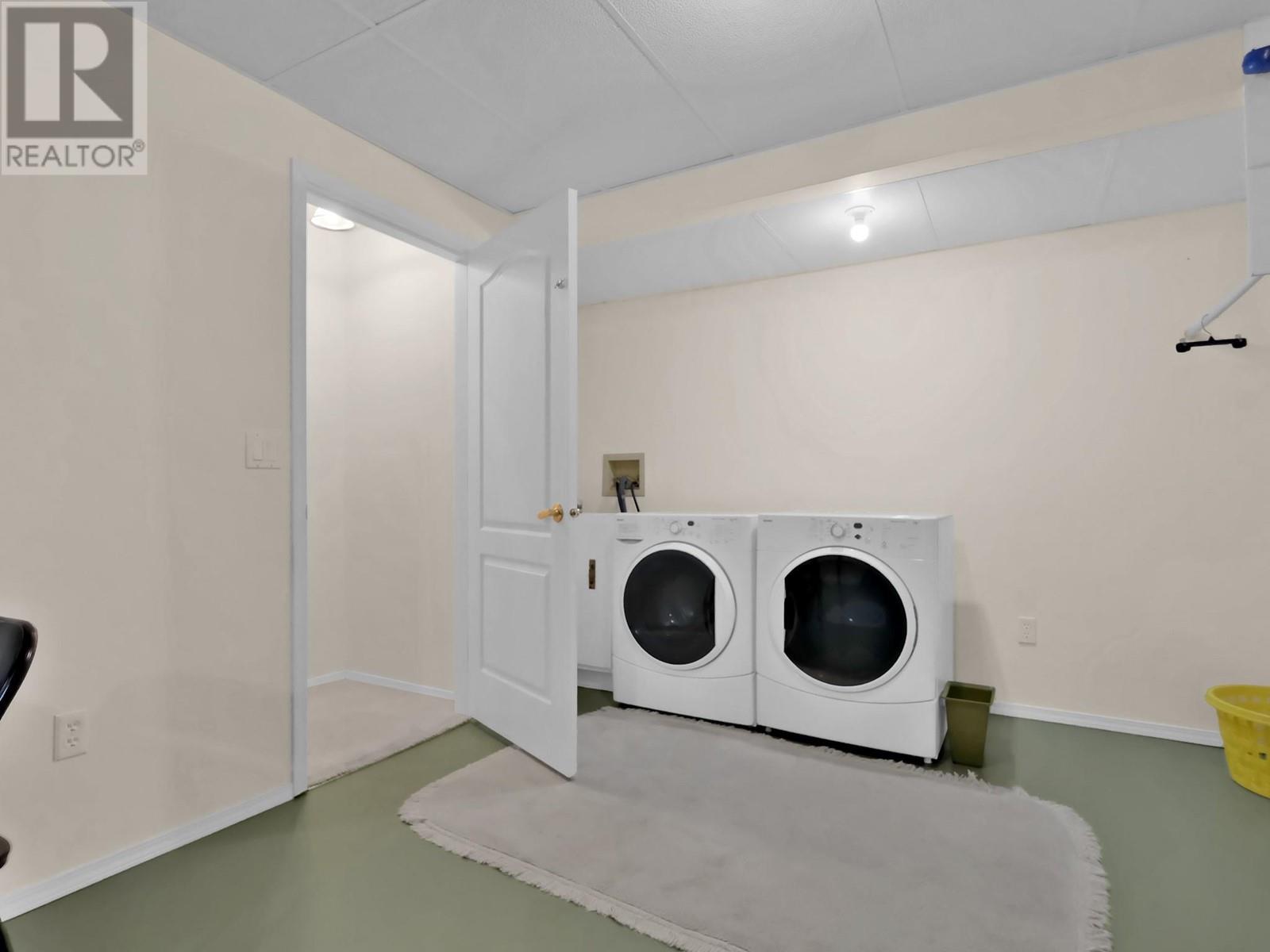 435 Ridge Road, Penticton, British Columbia  V2A 8N7 - Photo 29 - 10346572