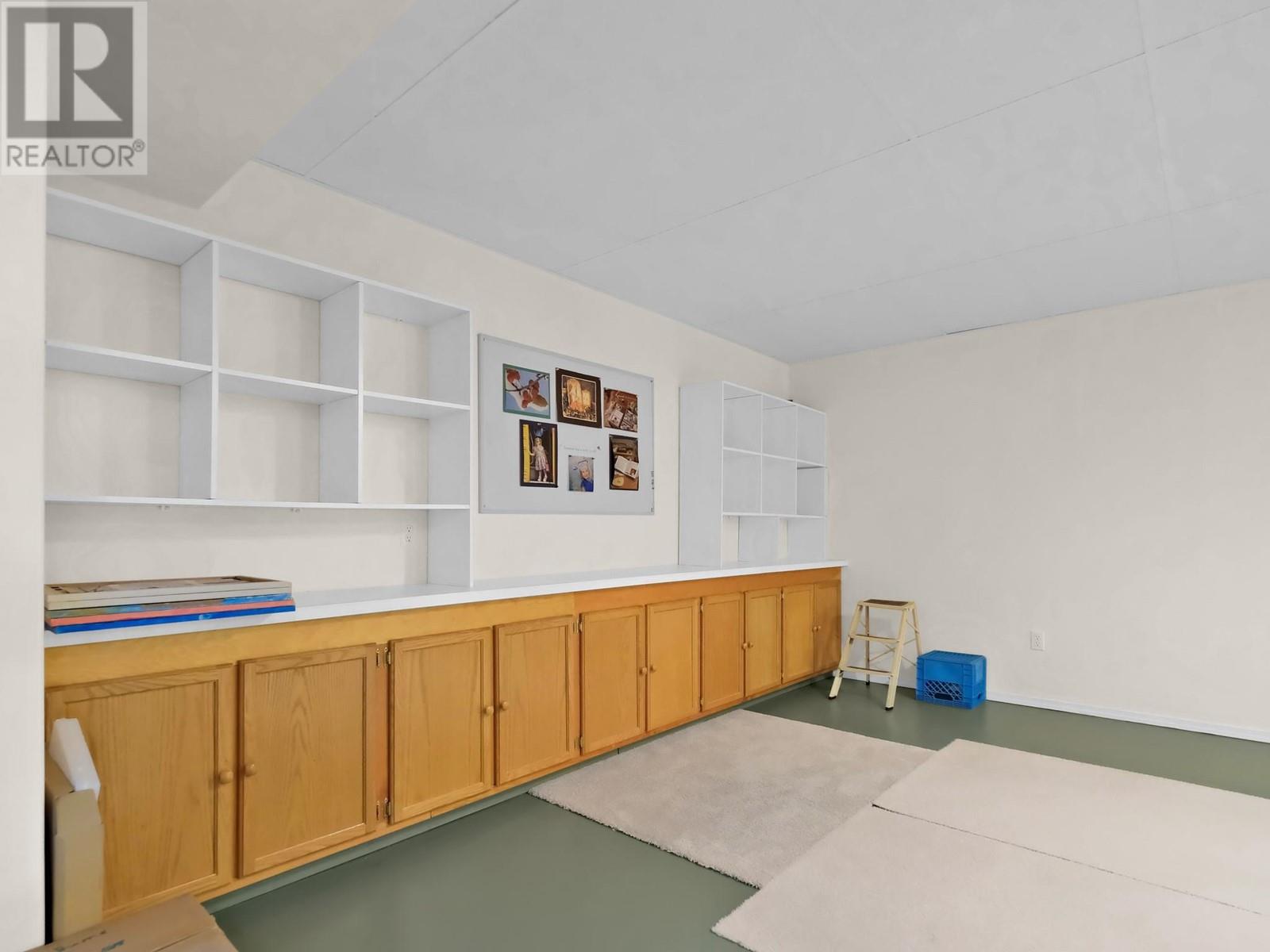 435 Ridge Road, Penticton, British Columbia  V2A 8N7 - Photo 31 - 10346572