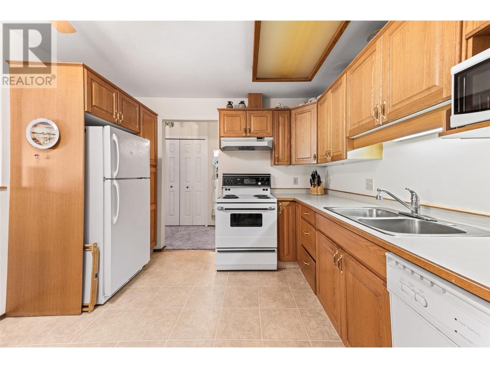 965 King Street Unit# 207, Penticton, British Columbia  V2A 8J4 - Photo 15 - 10346247