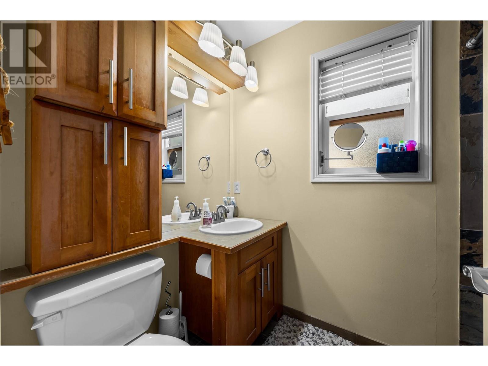 2506 Nechako Drive, Kamloops, British Columbia  V2E 2C9 - Photo 16 - 10346570