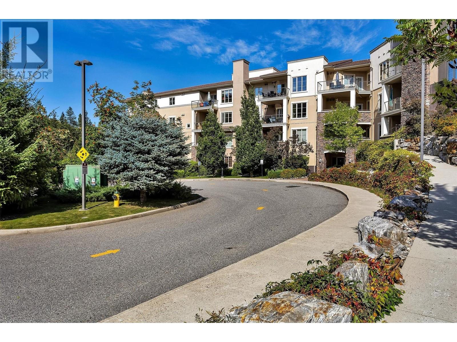 1875 Country Club Drive Unit# 1208, Kelowna, British Columbia  V1V 2W7 - Photo 2 - 10346268