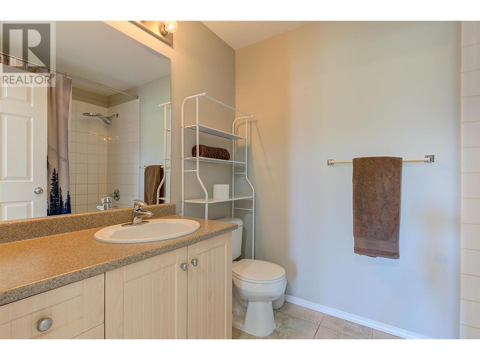 1875 Country Club Drive Unit# 1208, Kelowna, British Columbia  V1V 2W7 - Photo 21 - 10346268