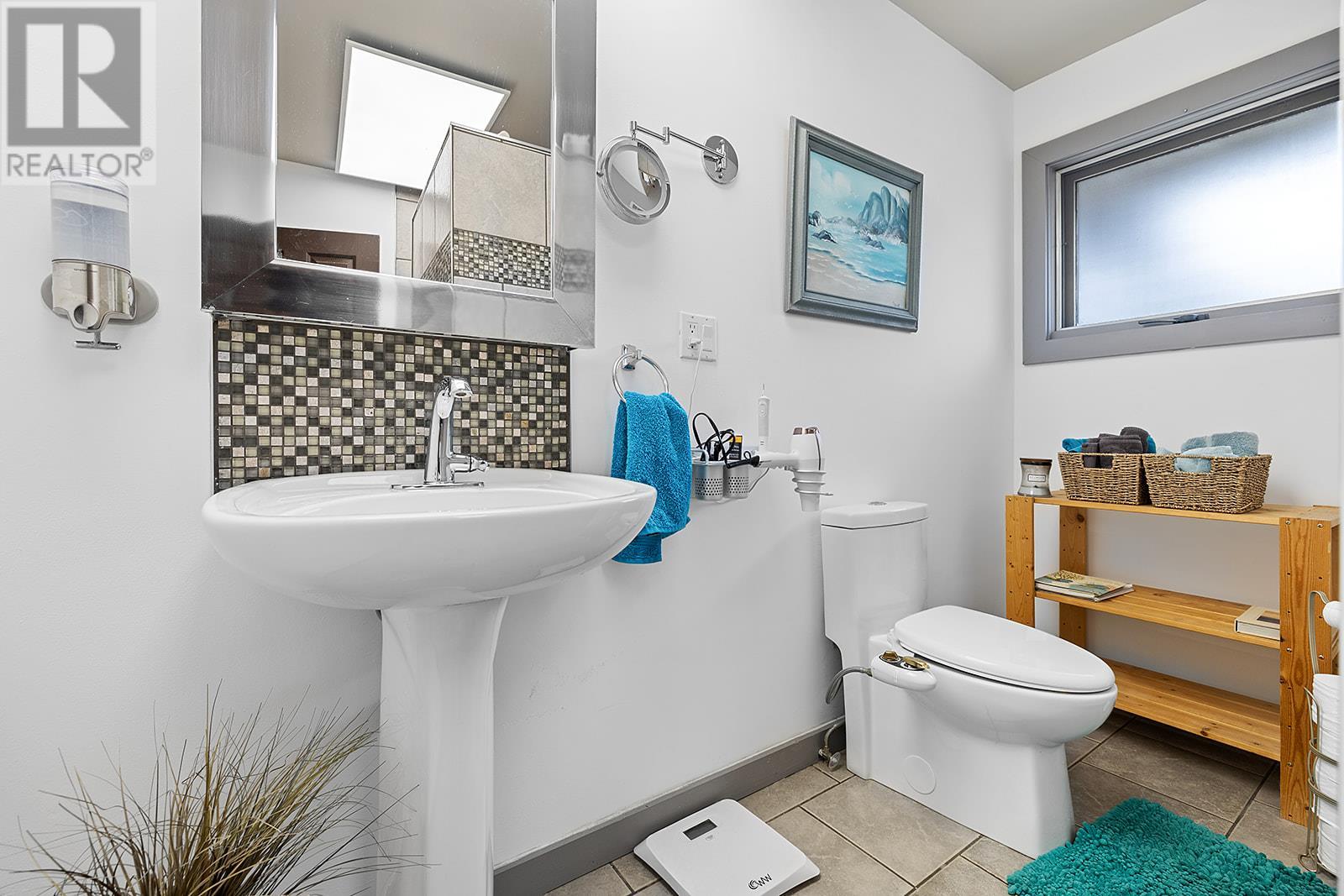 1629 Ainsworth Avenue, Riondel, British Columbia  V0B 2B0 - Photo 25 - 10345295