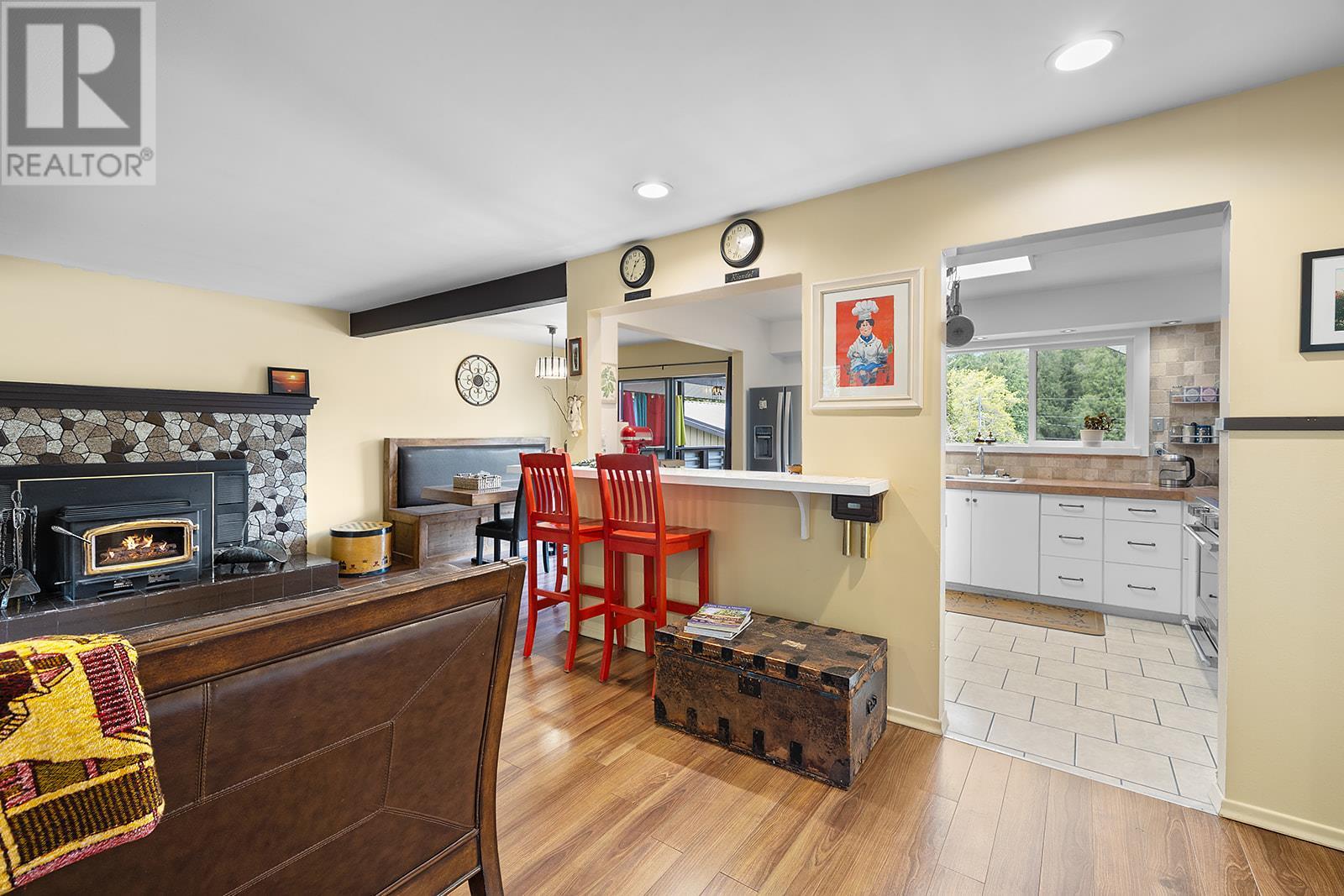 1629 Ainsworth Avenue, Riondel, British Columbia  V0B 2B0 - Photo 5 - 10345295