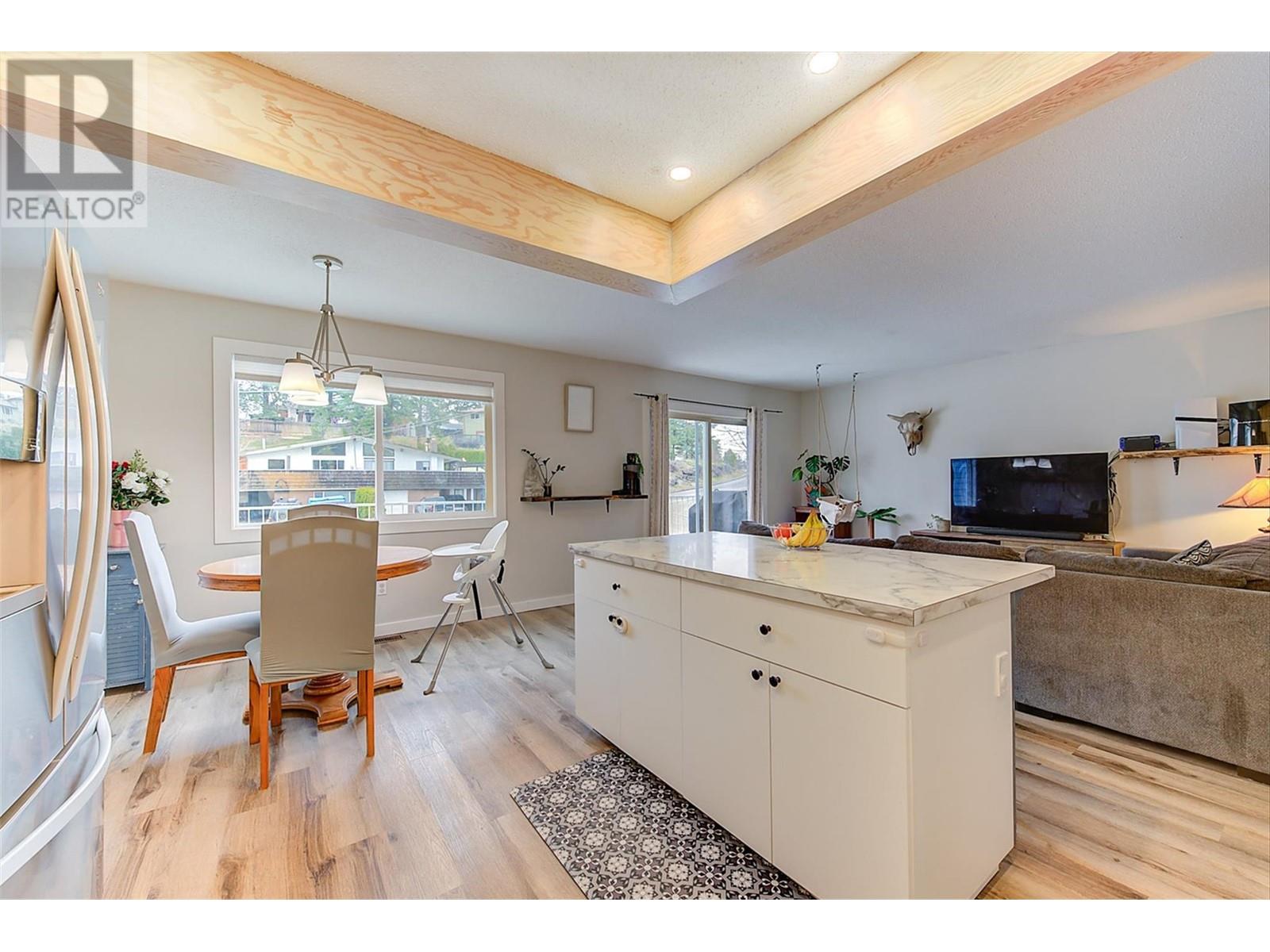 2937 Mcallister Road, West Kelowna, British Columbia  V4T 1G8 - Photo 4 - 10346576