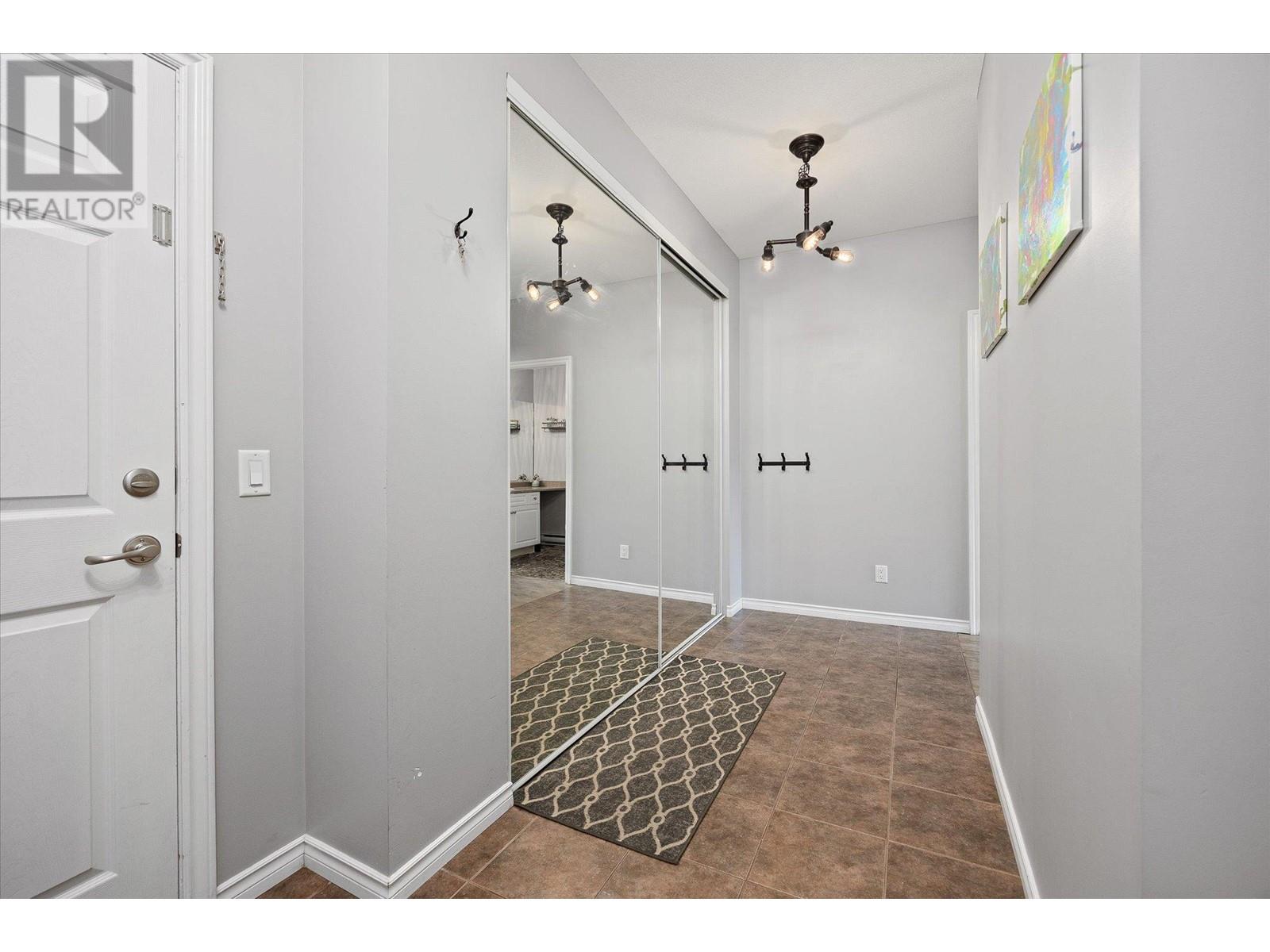 1125 Bernard Avenue Unit# 204, Kelowna, British Columbia  V1Y 6R3 - Photo 5 - 10332949