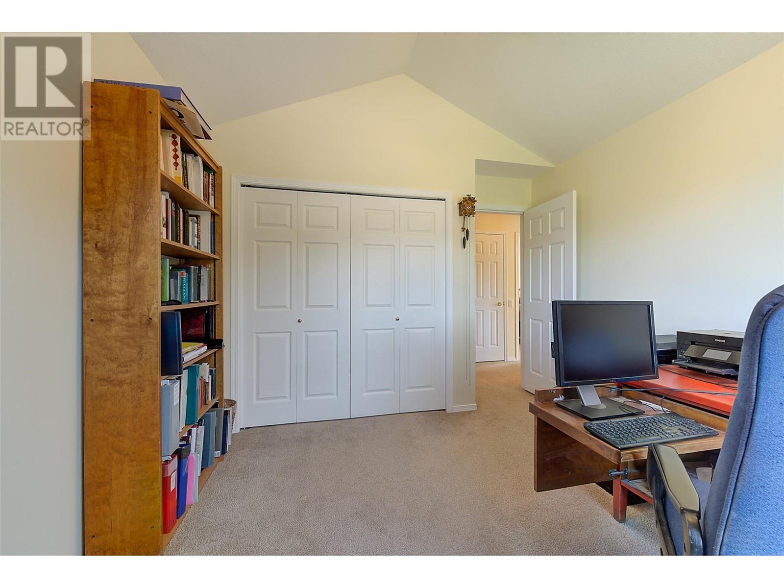 1051 Chilcotin Crescent, Kelowna, British Columbia  V1V 2L7 - Photo 28 - 10346542
