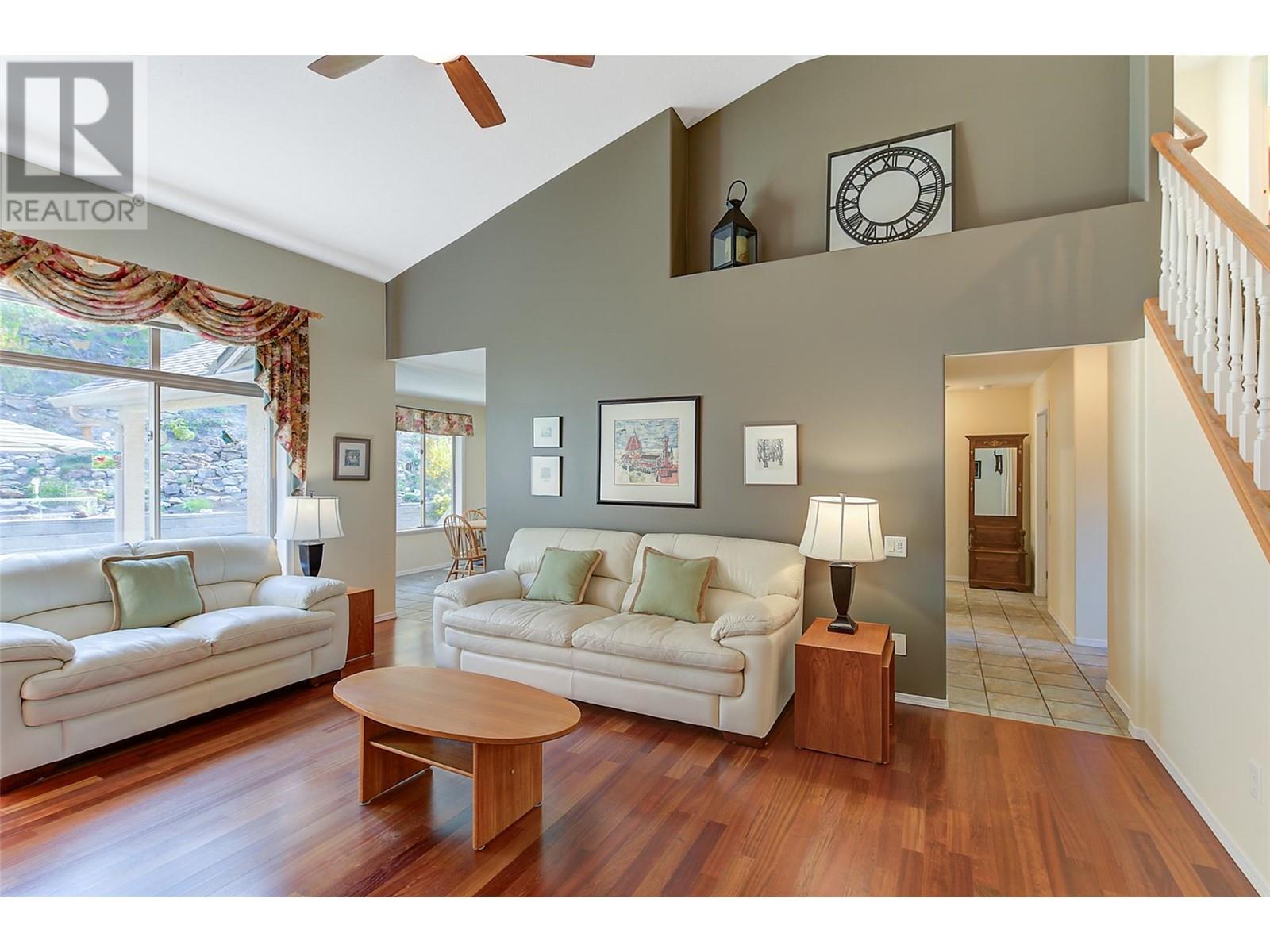 1051 Chilcotin Crescent, Kelowna, British Columbia  V1V 2L7 - Photo 7 - 10346542