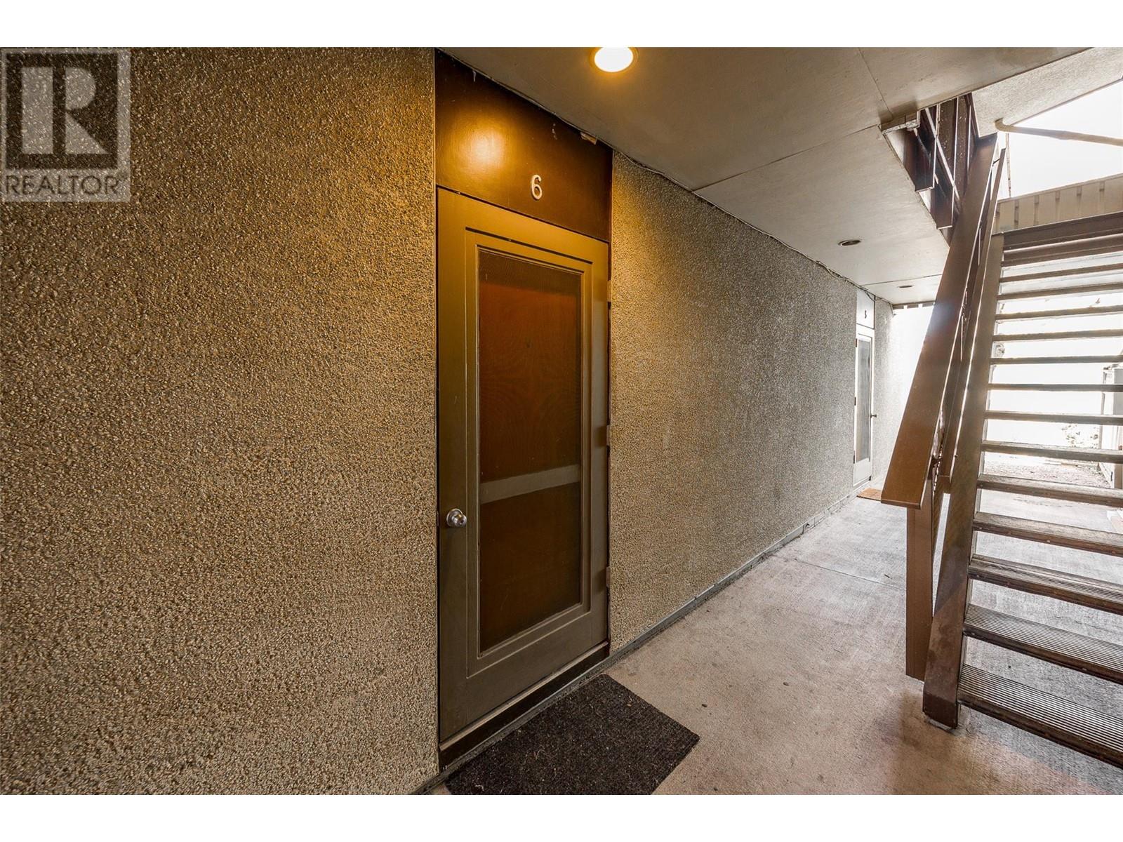 353 Boyce Crescent Unit# 6, Kelowna, British Columbia  V1Y 5Z7 - Photo 10 - 10345595