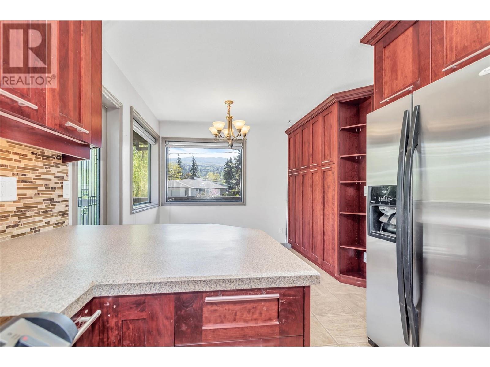 770 Raymer Road, Kelowna, British Columbia  V1W 1H8 - Photo 12 - 10346431