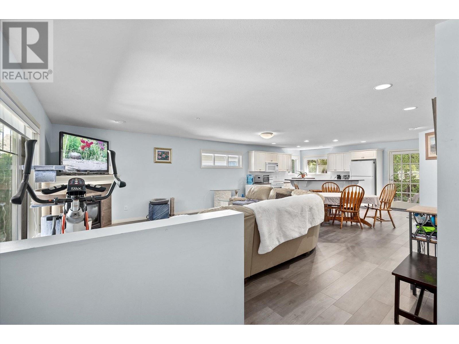 665 Cook Road Unit# 351, Kelowna, British Columbia  V1W 4T4 - Photo 6 - 10345796