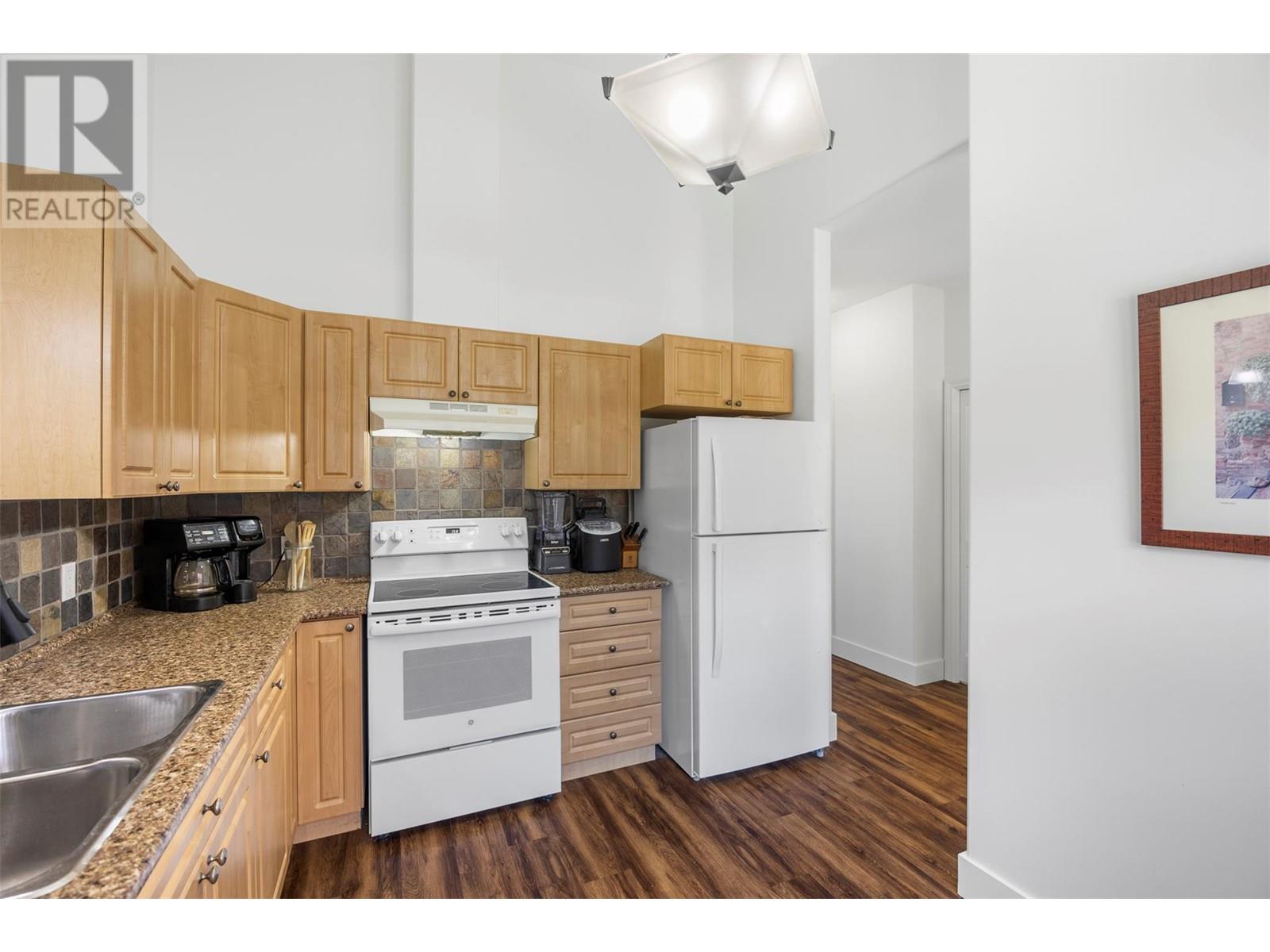 1055 Aberdeen Drive Unit# 4, Kamloops, British Columbia  V1S 2A7 - Photo 6 - 10346607