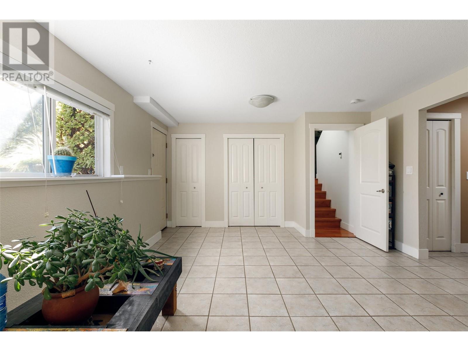 2351 Gallagher Road, Kelowna, British Columbia  V1P 1G9 - Photo 12 - 10345141