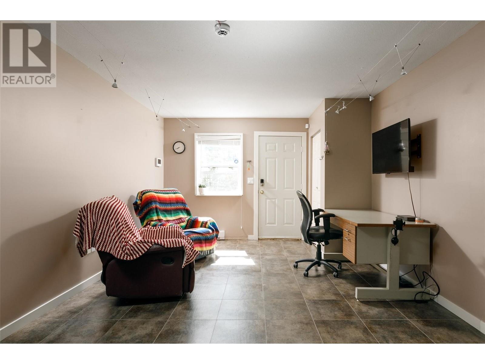 2351 Gallagher Road, Kelowna, British Columbia  V1P 1G9 - Photo 20 - 10345141
