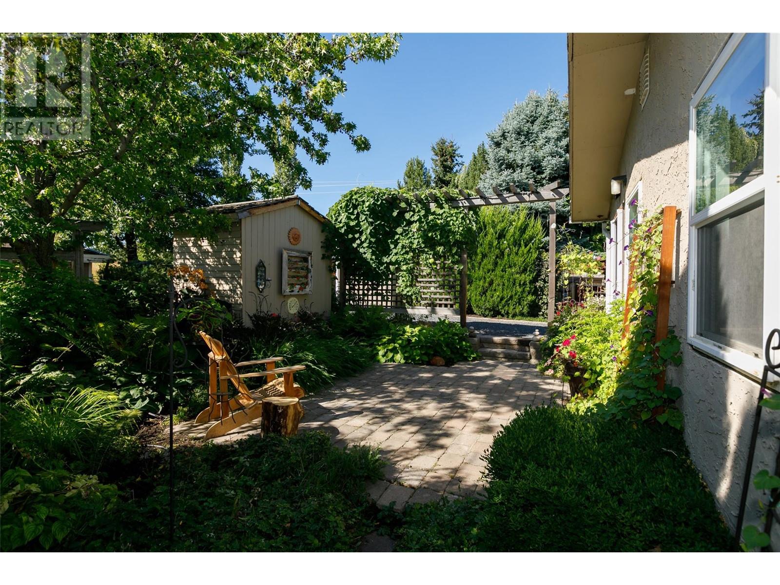 2351 Gallagher Road, Kelowna, British Columbia  V1P 1G9 - Photo 22 - 10345141