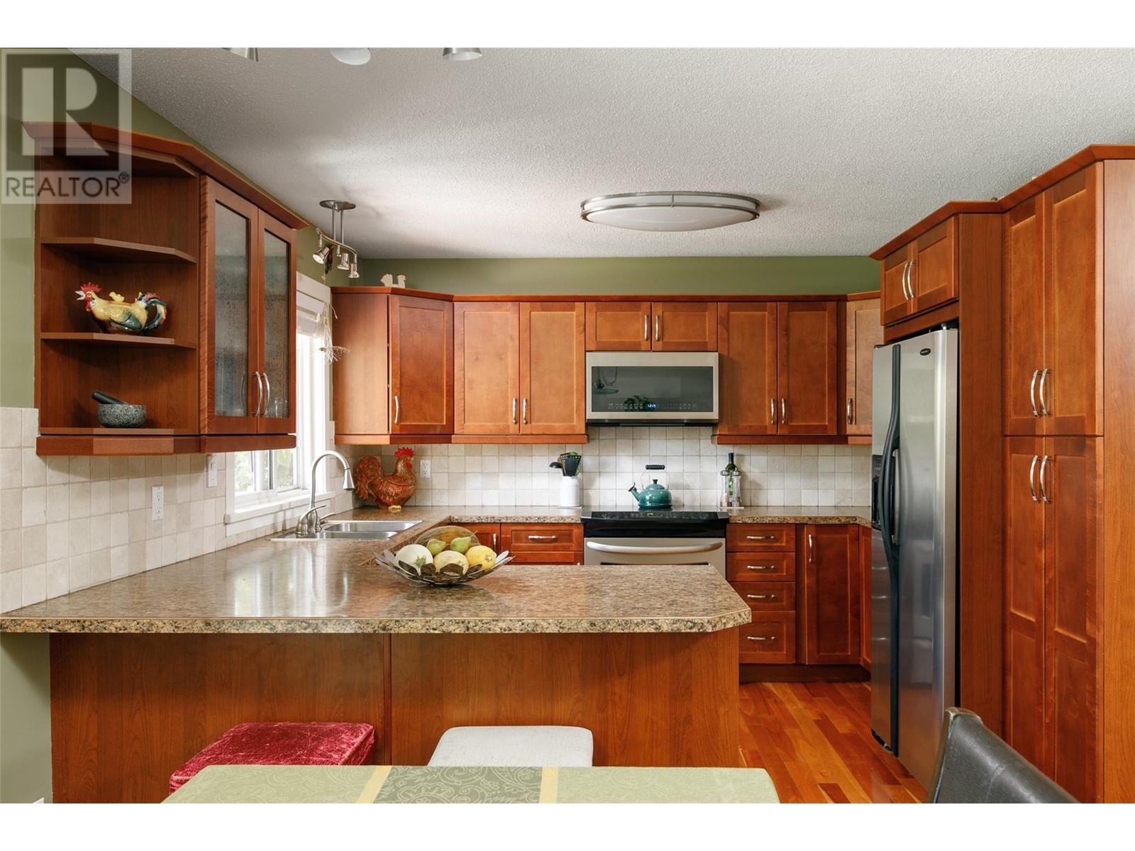 2351 Gallagher Road, Kelowna, British Columbia  V1P 1G9 - Photo 6 - 10345141