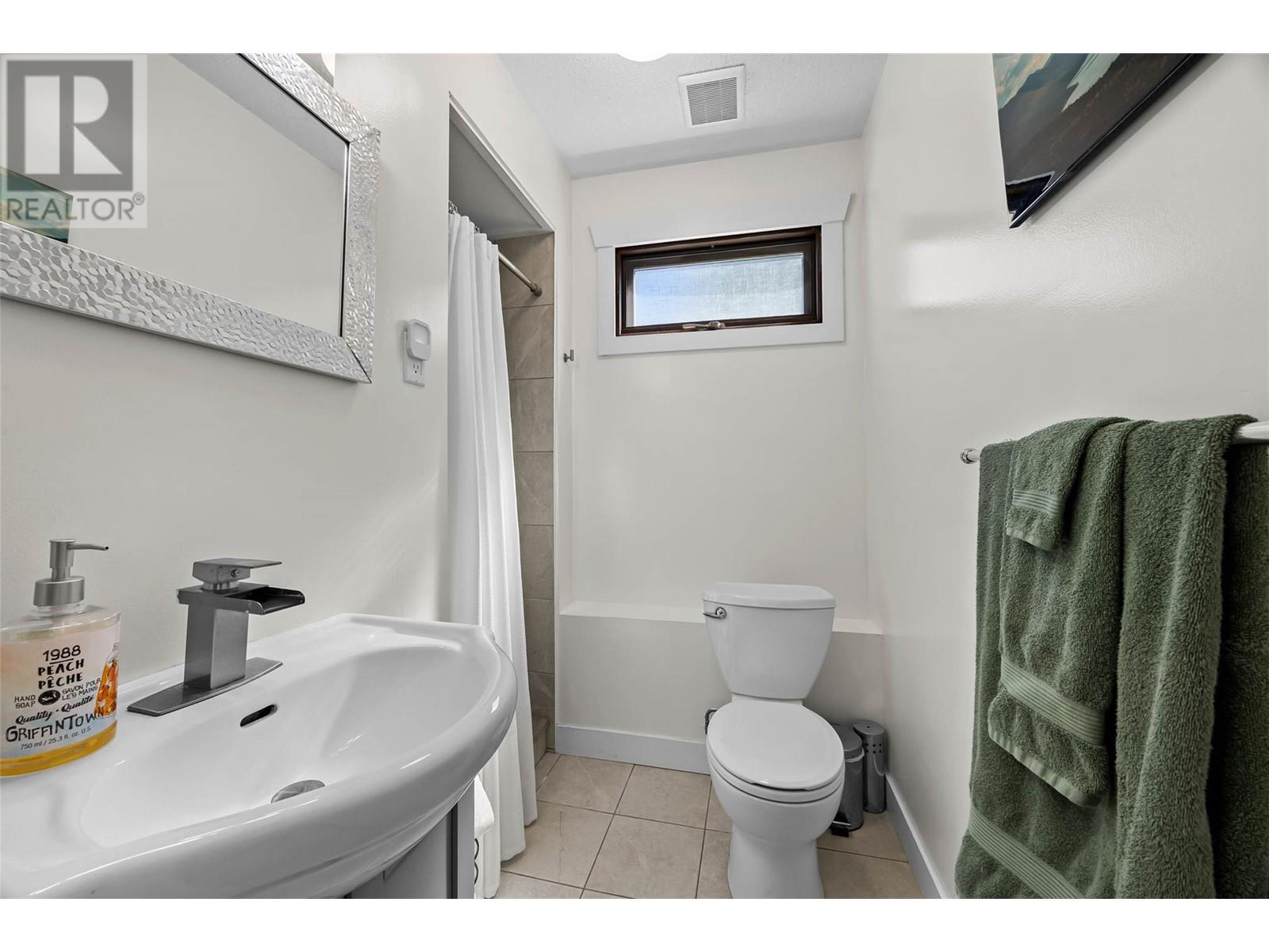 1425 Stratford Place, Kamloops, British Columbia  V2B 8E2 - Photo 32 - 10346569