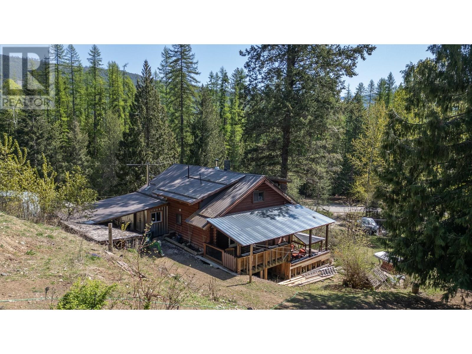 1363 Lakeview Arrow Creek Road, Creston, British Columbia  V0B 1G1 - Photo 1 - 10346512