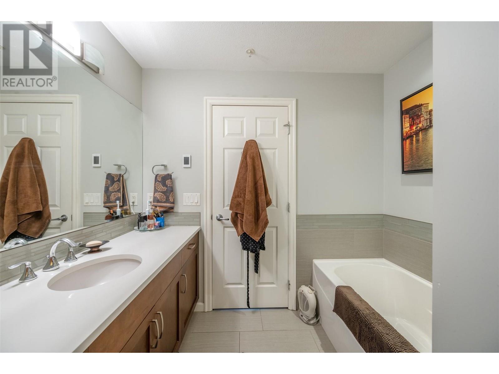 3591 Skaha Lake Road Unit# 204, Penticton, British Columbia  V2A 7K2 - Photo 31 - 10346603