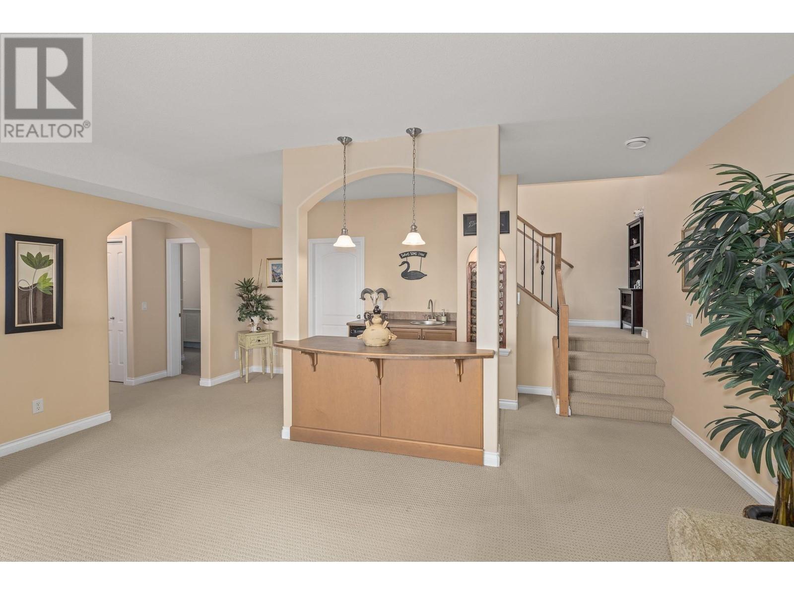 367 Mccarren Avenue, Kelowna, British Columbia  V1W 4W3 - Photo 25 - 10344697