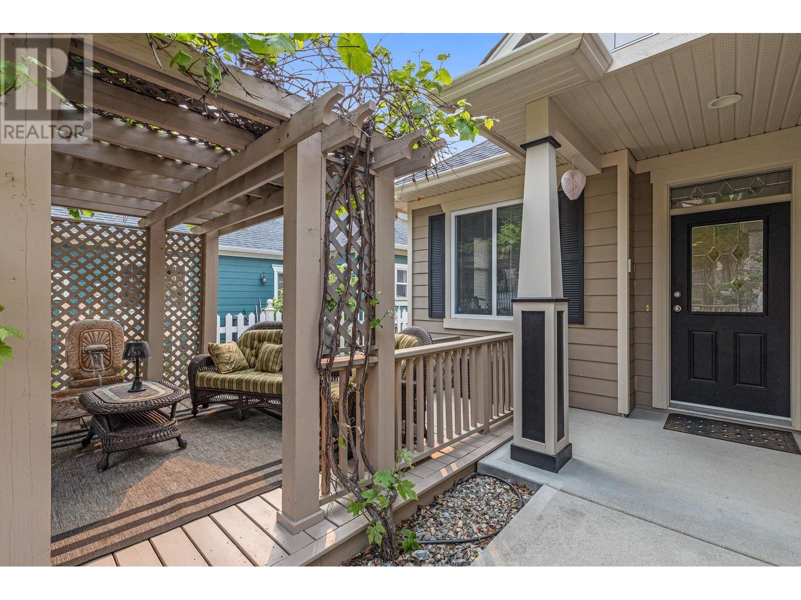 367 Mccarren Avenue, Kelowna, British Columbia  V1W 4W3 - Photo 32 - 10344697