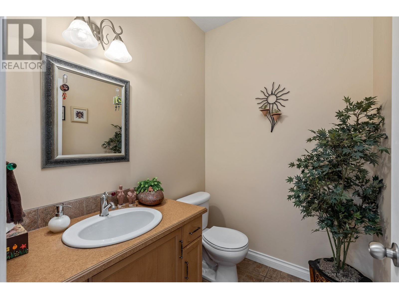 367 Mccarren Avenue, Kelowna, British Columbia  V1W 4W3 - Photo 6 - 10344697
