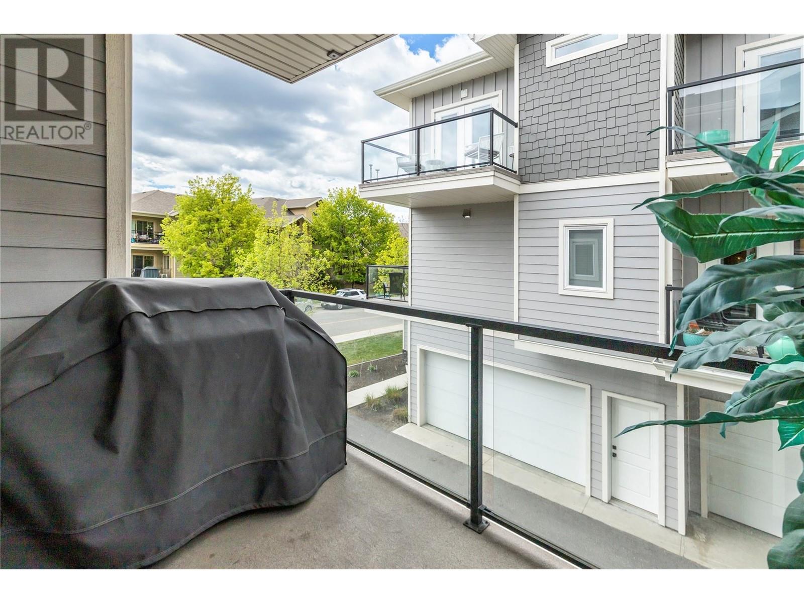 644 Lequime Road Unit# 1, Kelowna, British Columbia  V1W 1A4 - Photo 7 - 10346165