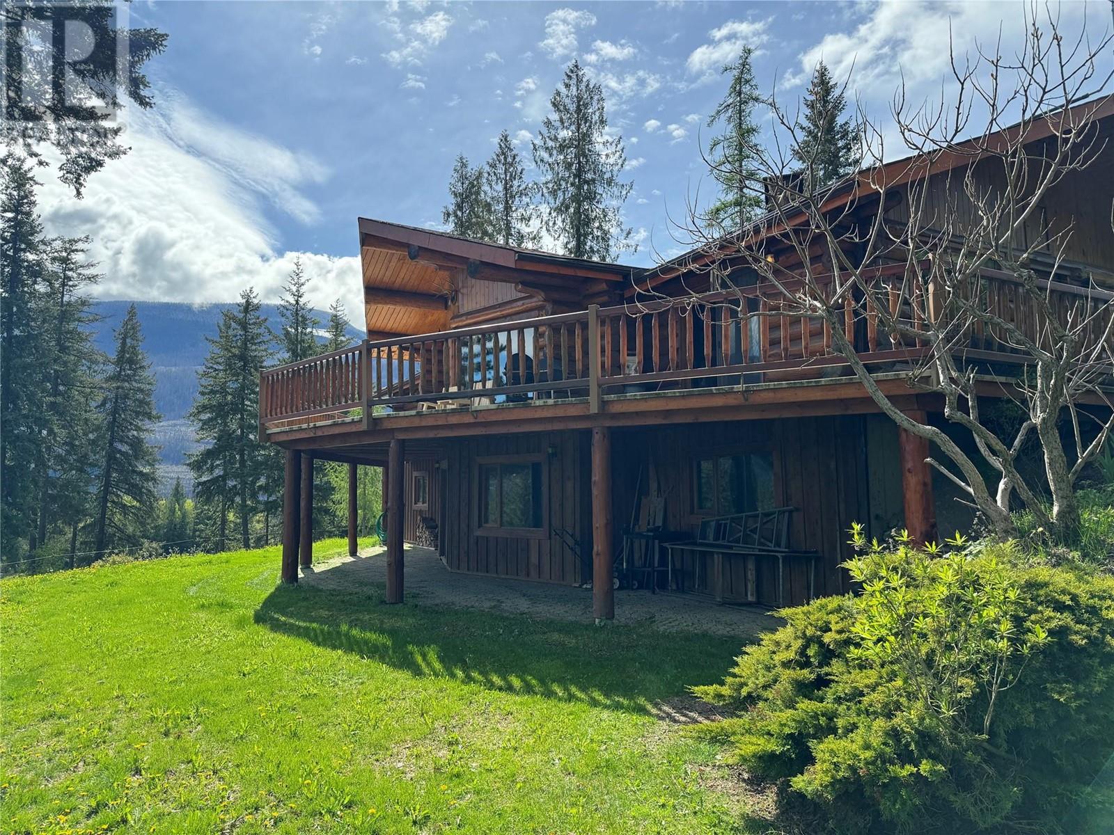 9898 Old Spallumcheen Road, Sicamous, British Columbia  V0E 2V3 - Photo 18 - 10346490