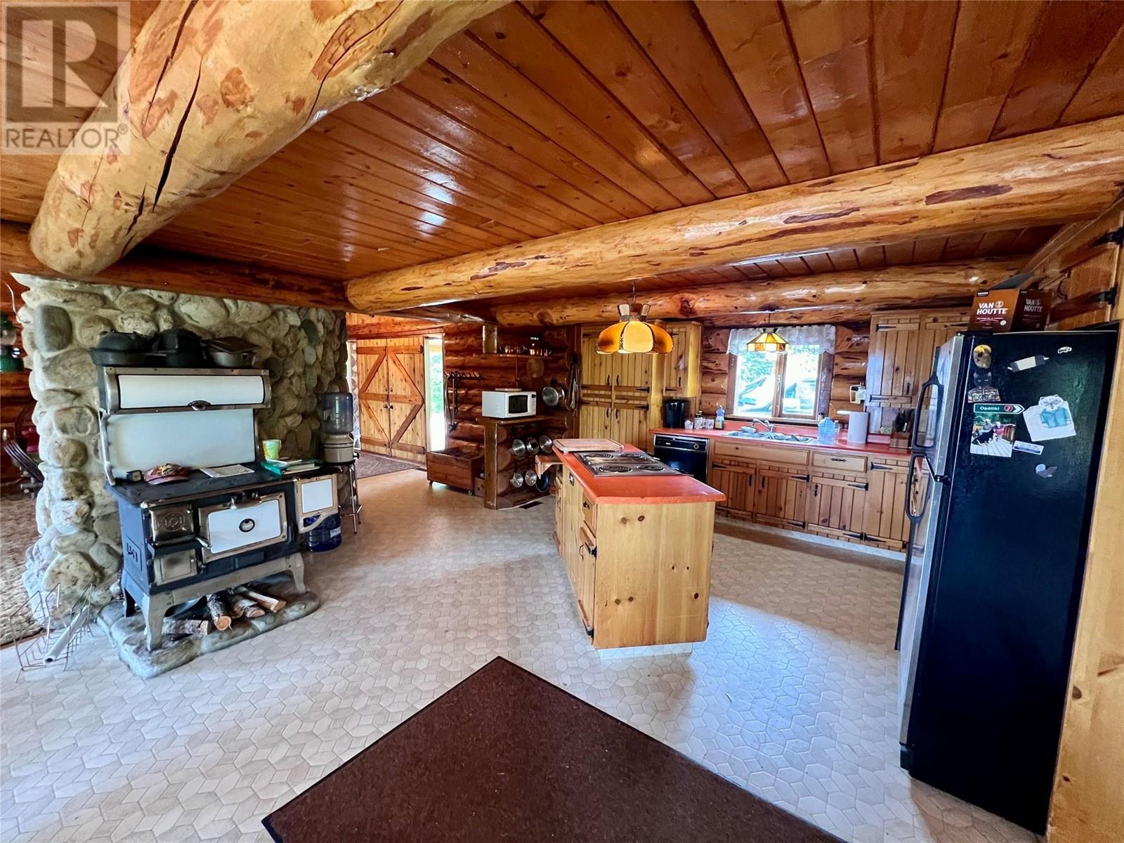 9898 Old Spallumcheen Road, Sicamous, British Columbia  V0E 2V3 - Photo 26 - 10346490