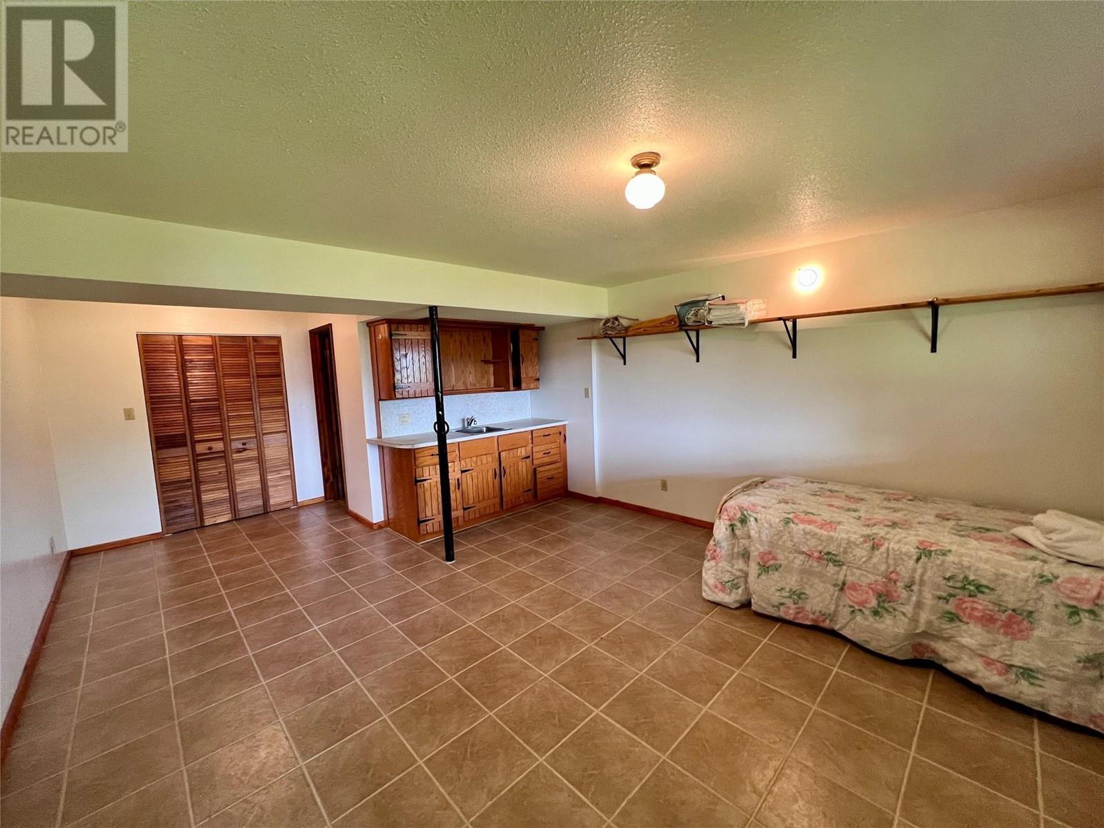 9898 Old Spallumcheen Road, Sicamous, British Columbia  V0E 2V3 - Photo 35 - 10346490
