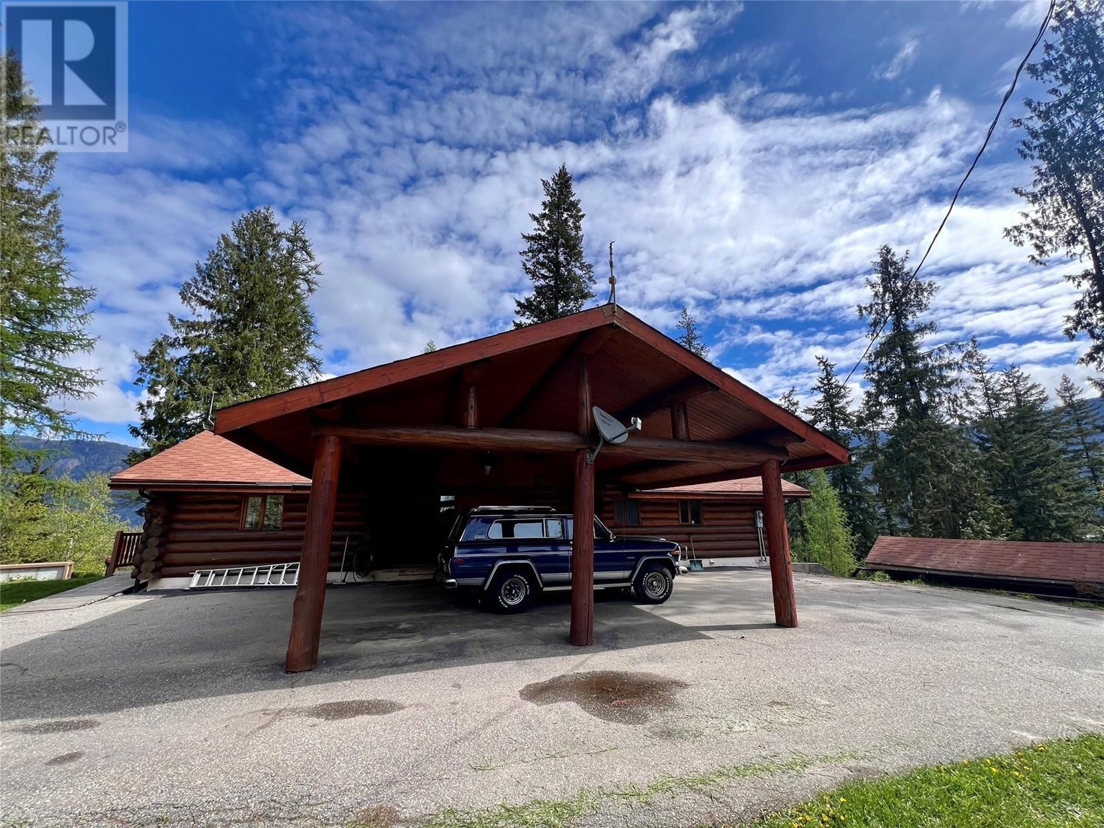 9898 Old Spallumcheen Road, Sicamous, British Columbia  V0E 2V3 - Photo 52 - 10346490
