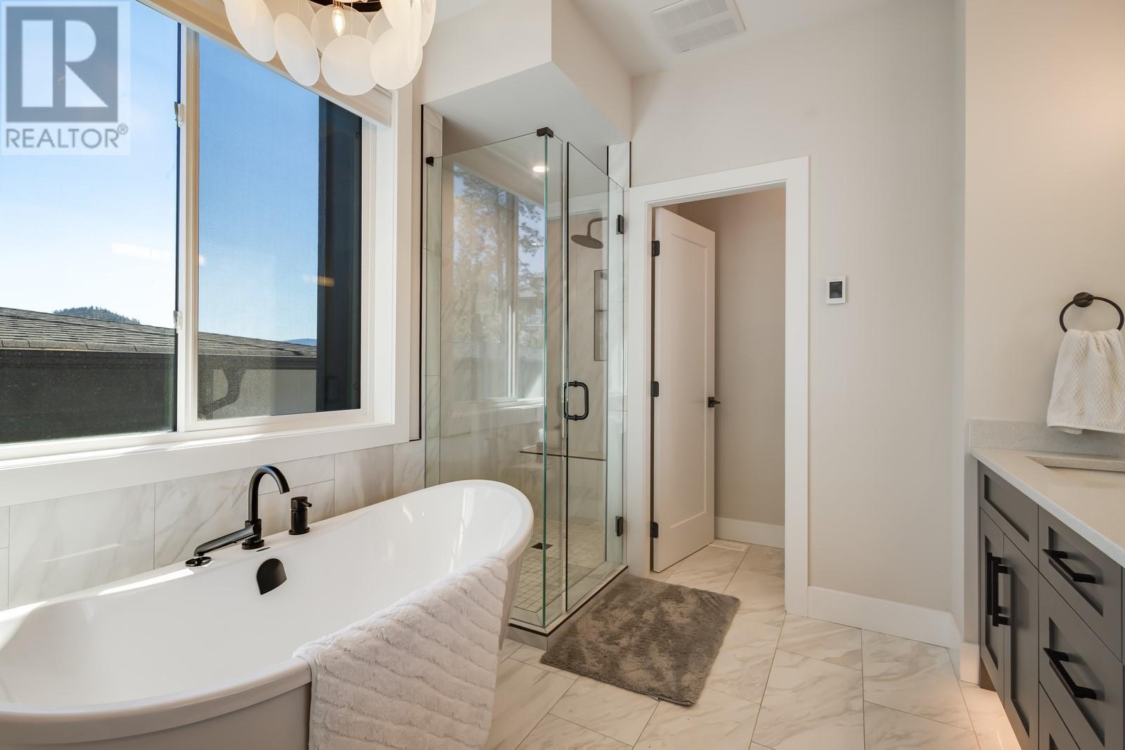 2834 Canyon Crest Drive, West Kelowna, British Columbia  V4T 0E3 - Photo 20 - 10320653