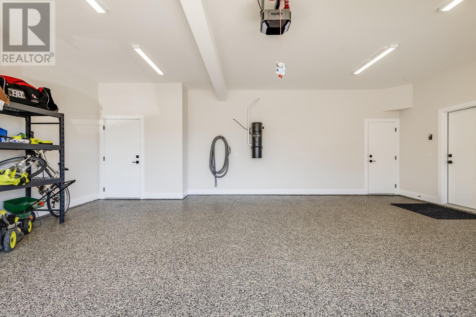 2834 Canyon Crest Drive, West Kelowna, British Columbia  V4T 0E3 - Photo 44 - 10320653