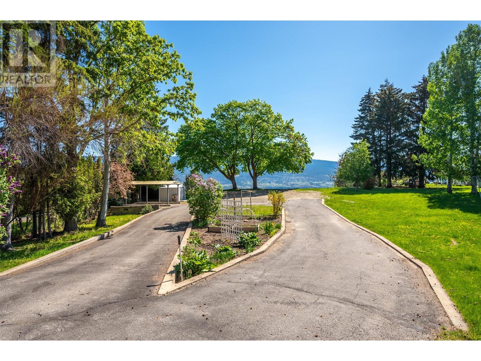 10211 Giants Head Road, Summerland, British Columbia  V0H 1Z7 - Photo 14 - 10346606