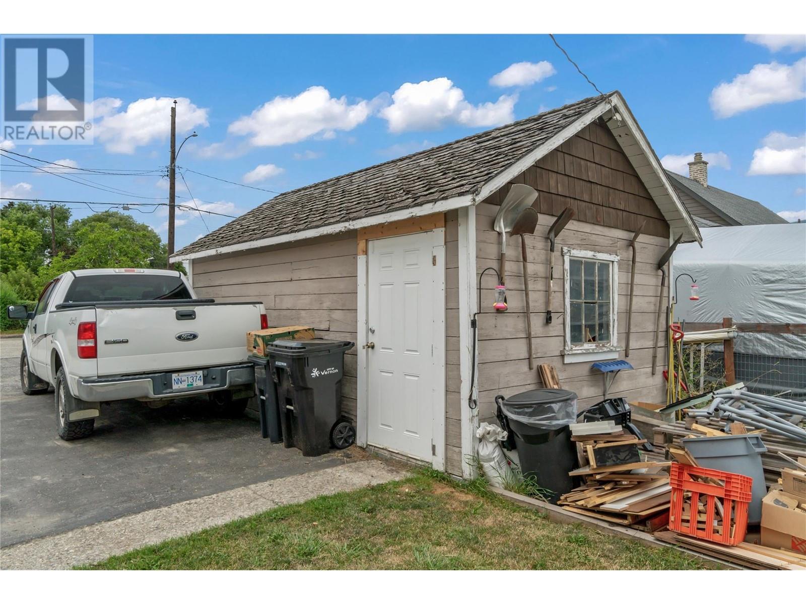 3402 24a Avenue, Vernon, British Columbia  V1T 1M3 - Photo 24 - 10346251