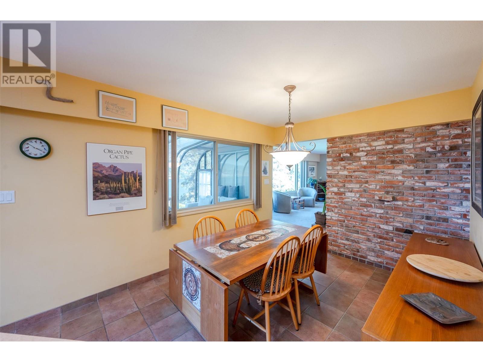 484 Pineview Drive, Kaleden, British Columbia  V0H 1K0 - Photo 17 - 10346457
