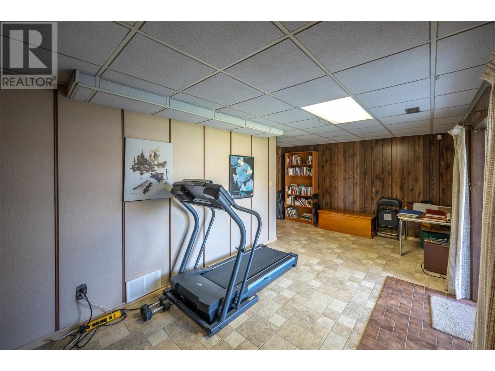 484 Pineview Drive, Kaleden, British Columbia  V0H 1K0 - Photo 62 - 10346457