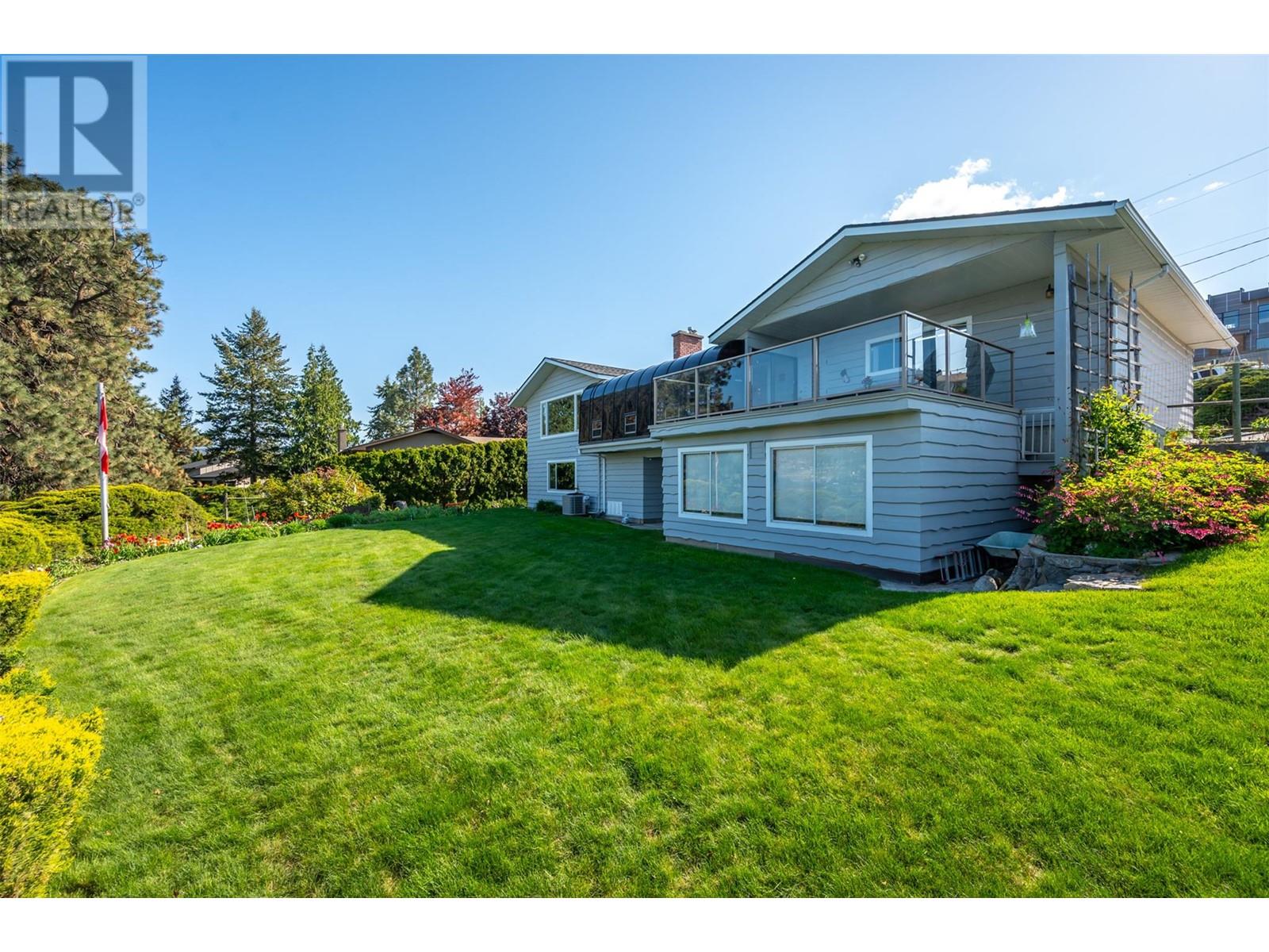 484 Pineview Drive, Kaleden, British Columbia  V0H 1K0 - Photo 69 - 10346457
