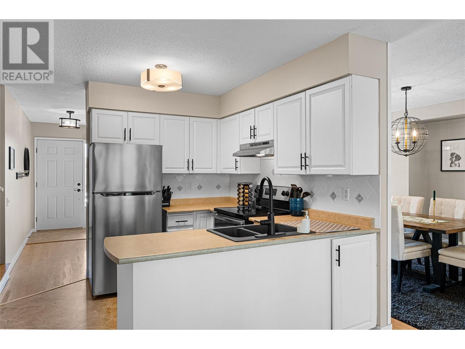 2274 Macintyre Place, Kamloops, British Columbia  V1S 1H7 - Photo 14 - 10346577