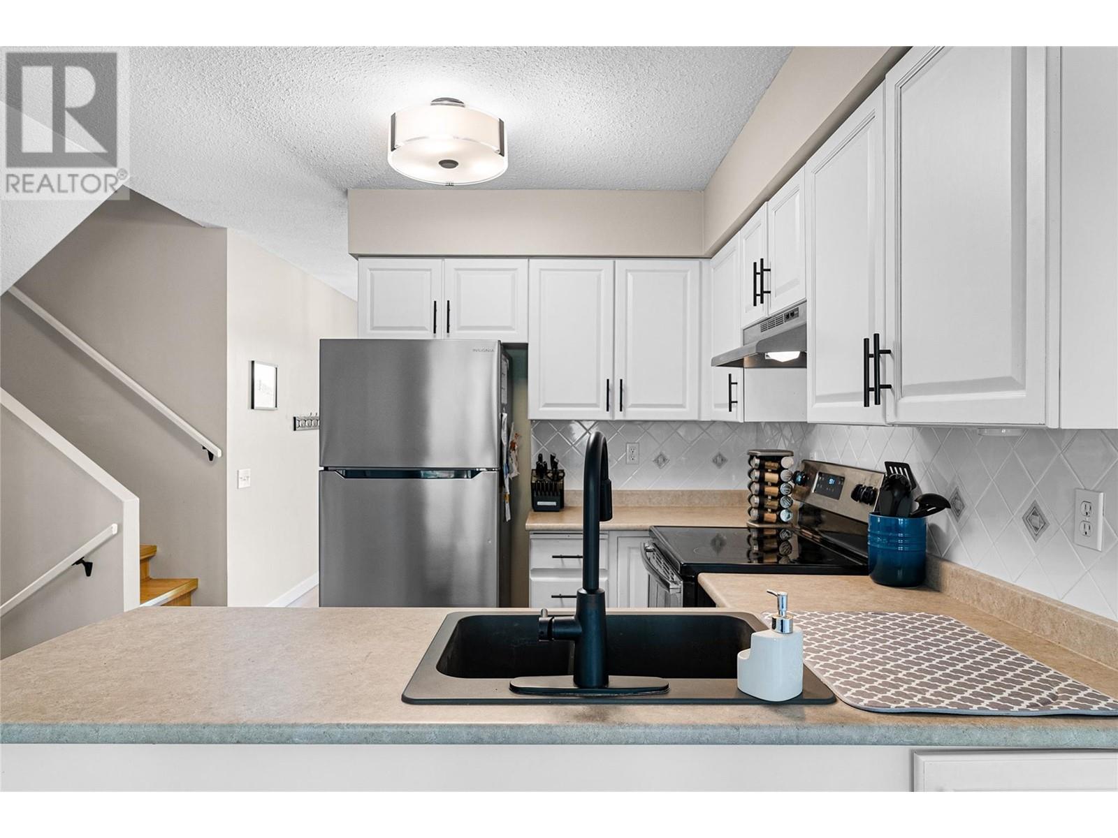 2274 Macintyre Place, Kamloops, British Columbia  V1S 1H7 - Photo 15 - 10346577