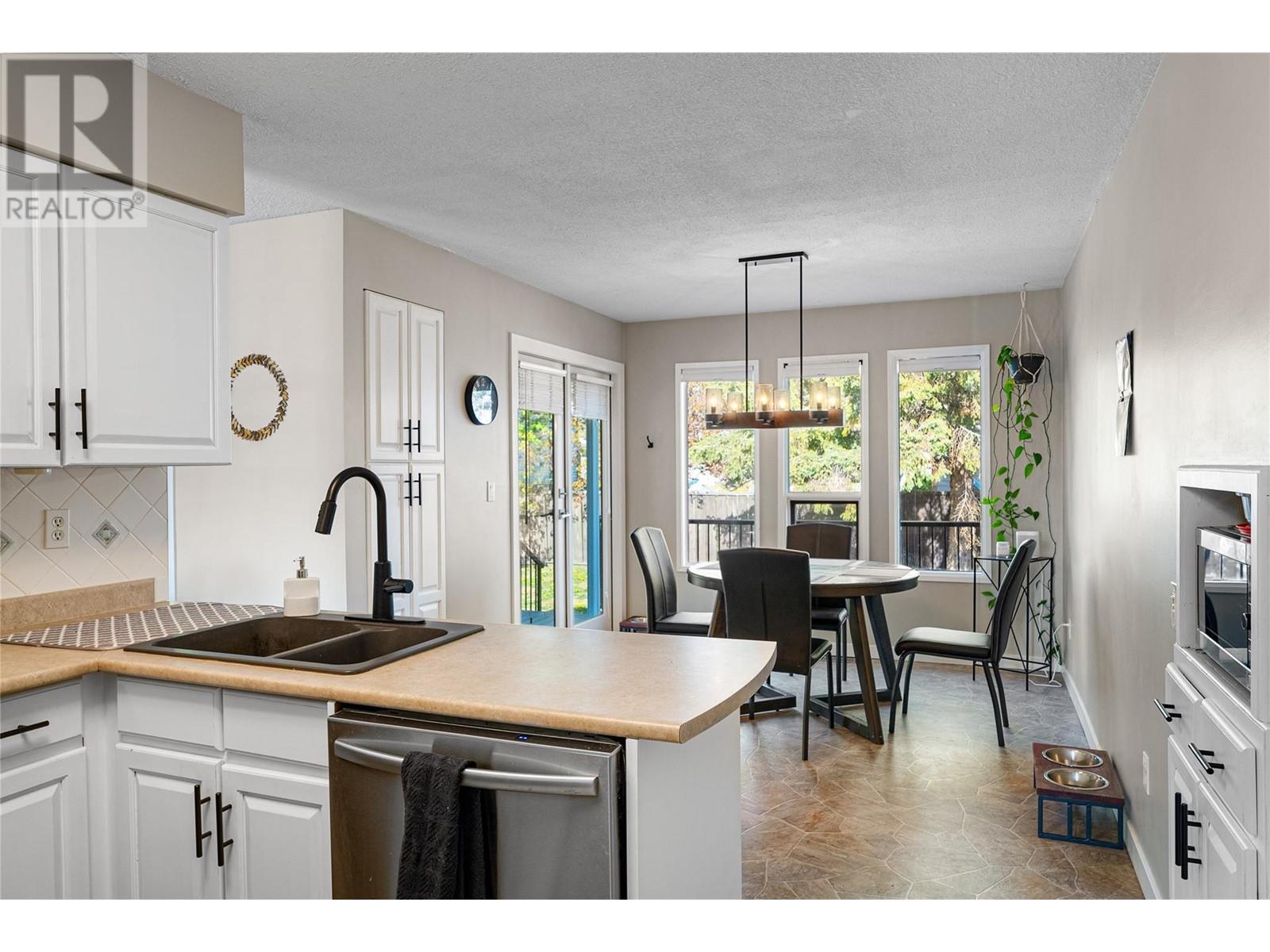 2274 Macintyre Place, Kamloops, British Columbia  V1S 1H7 - Photo 16 - 10346577