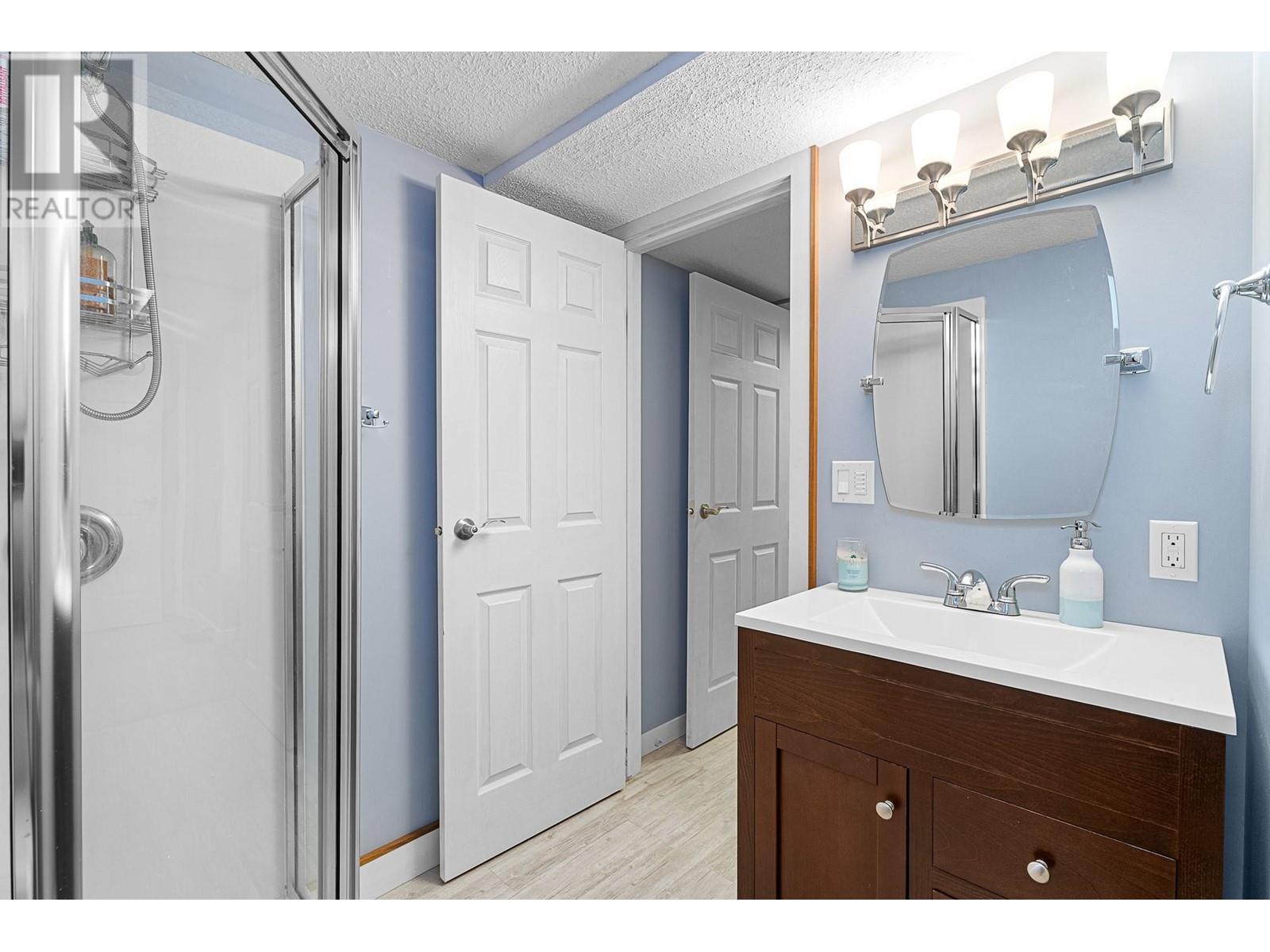 2274 Macintyre Place, Kamloops, British Columbia  V1S 1H7 - Photo 29 - 10346577