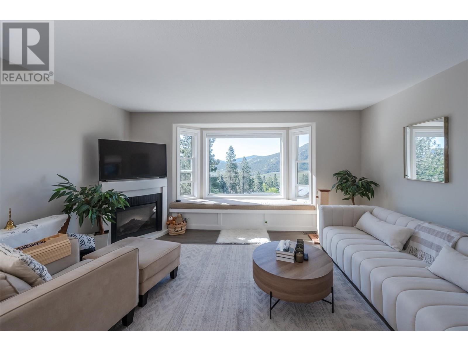 13424 Hermiston Drive, Summerland, British Columbia  V0H 1Z8 - Photo 3 - 10346651