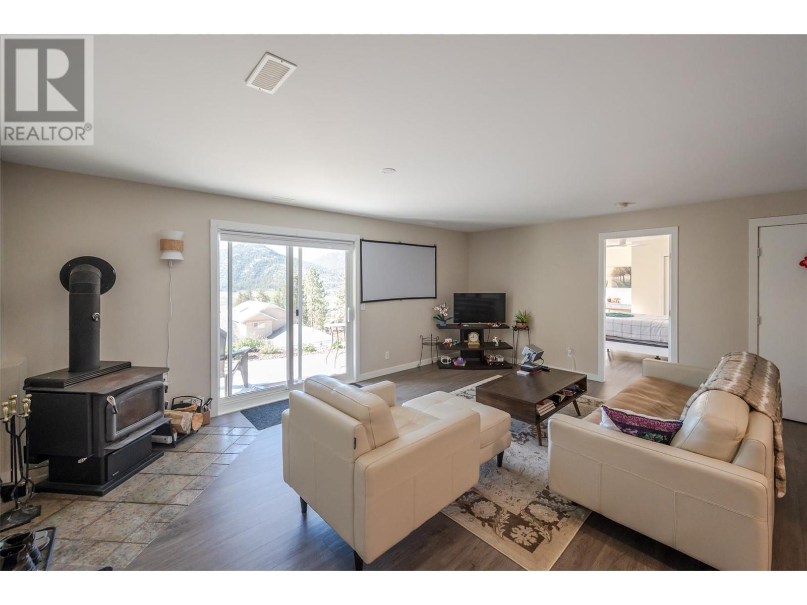 13424 Hermiston Drive, Summerland, British Columbia  V0H 1Z8 - Photo 46 - 10346651