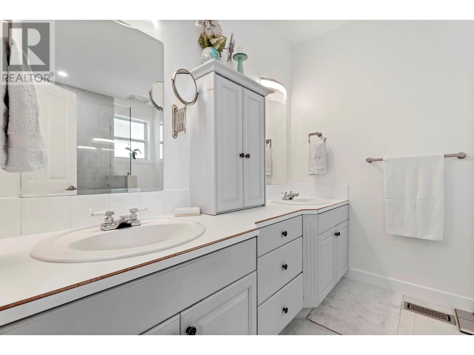 3050 Holland Road, Kelowna, British Columbia  V1W 3P8 - Photo 31 - 10346526