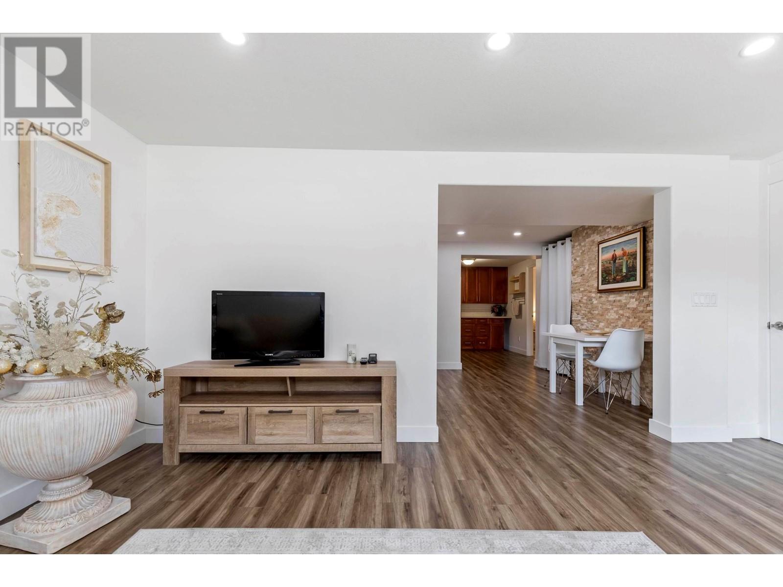 3050 Holland Road, Kelowna, British Columbia  V1W 3P8 - Photo 35 - 10346526