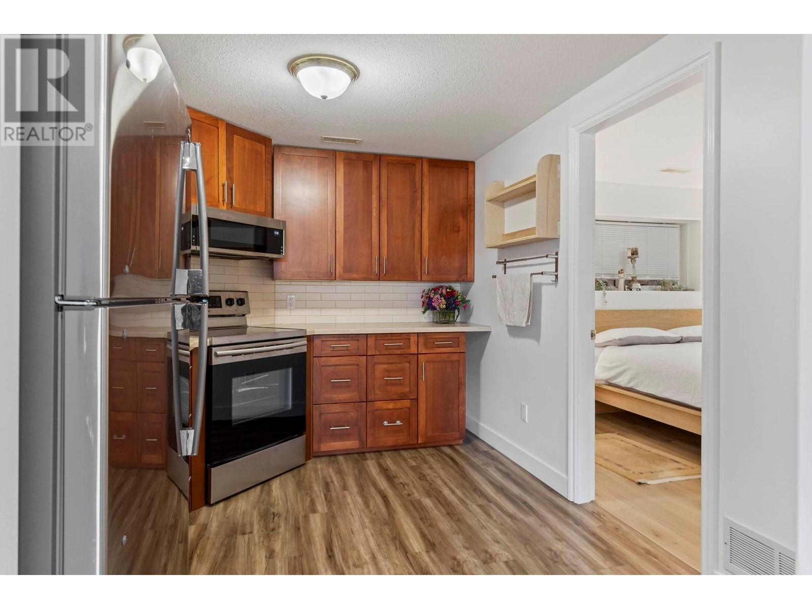 3050 Holland Road, Kelowna, British Columbia  V1W 3P8 - Photo 38 - 10346526