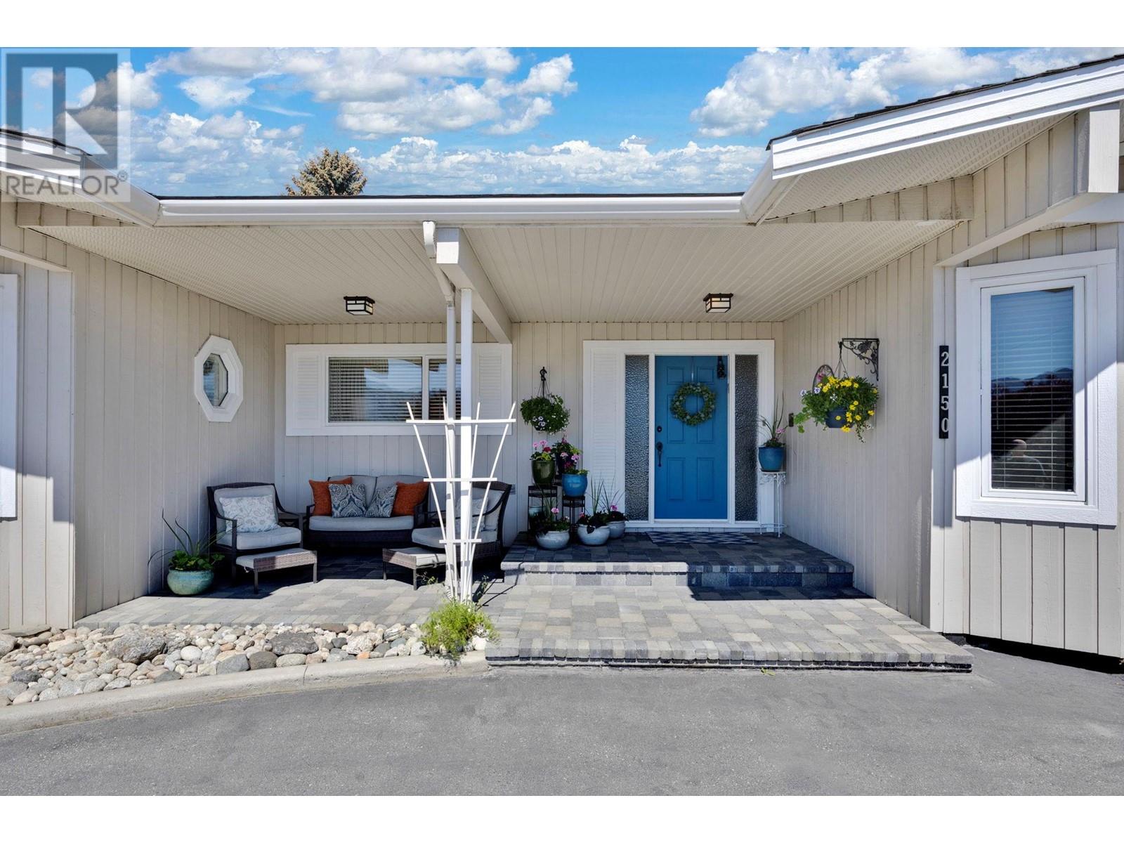 2150 Witt Road, West Kelowna, British Columbia  V4T 2C4 - Photo 3 - 10346498