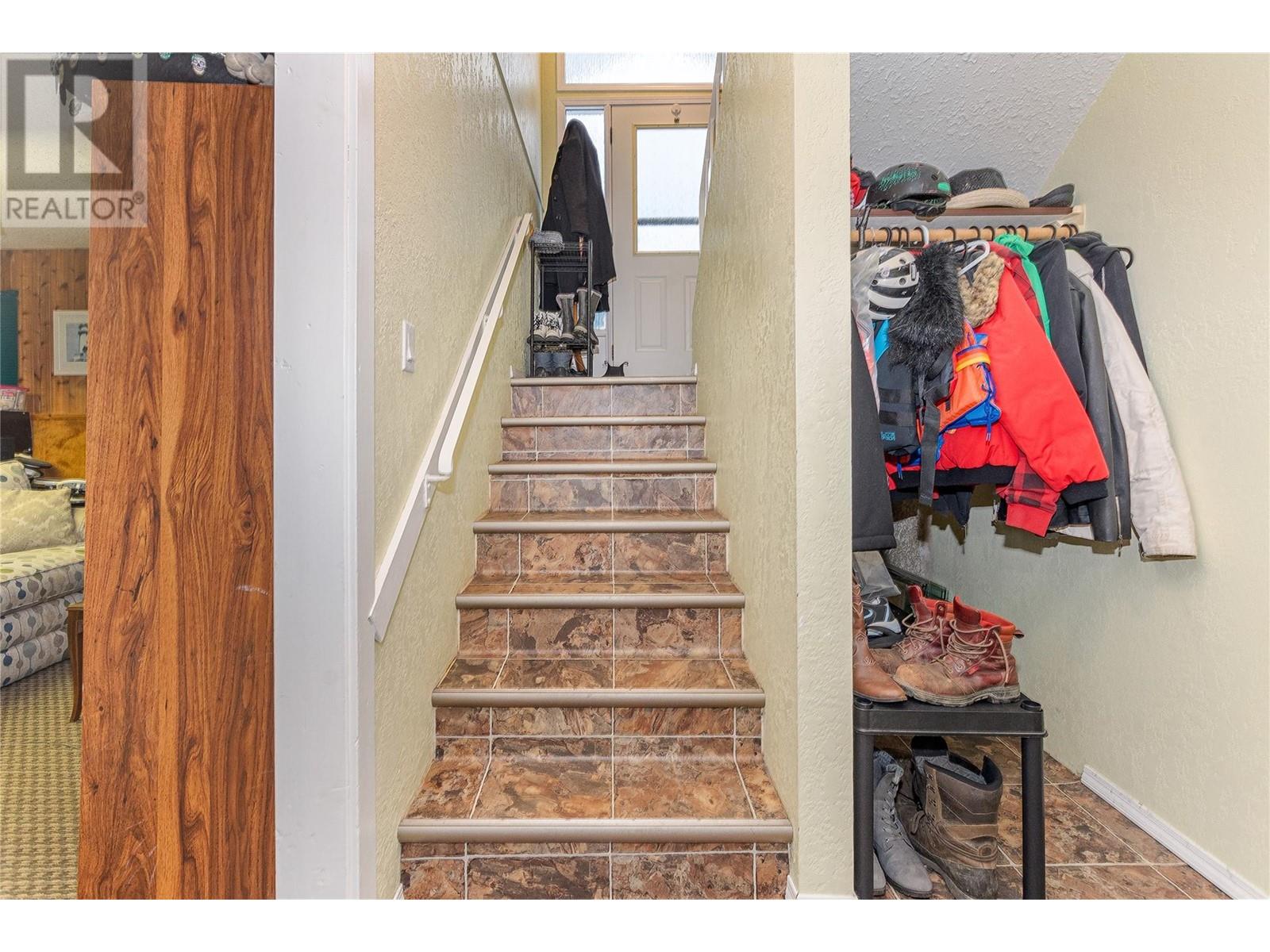 801 26 Street Se, Salmon Arm, British Columbia  V1E 2H6 - Photo 29 - 10346676